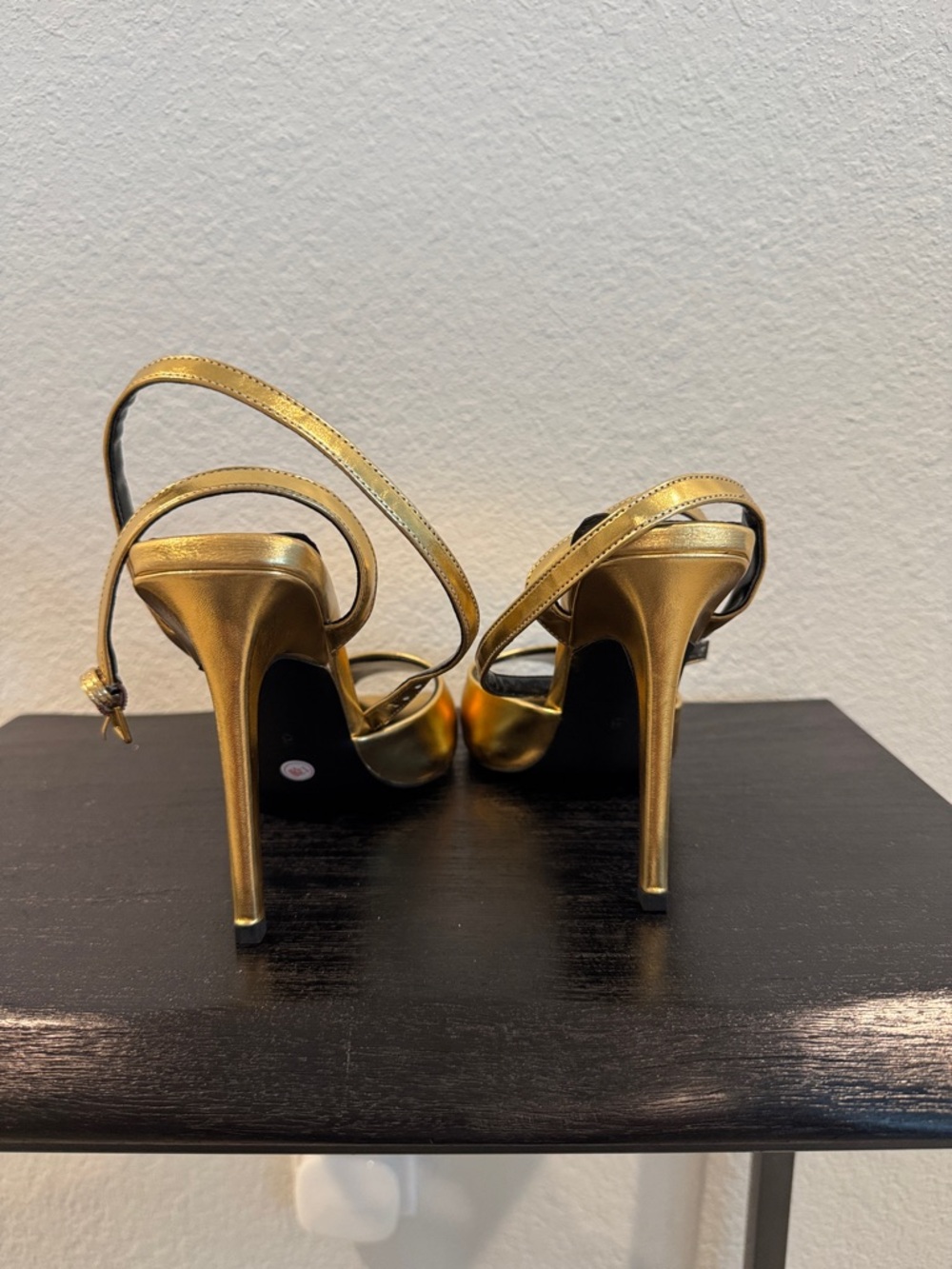 Gold Pumps - Picture 5 of 6